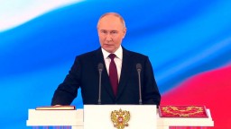 Vladimir Putin sworn in as Russia's president for record fifth term
